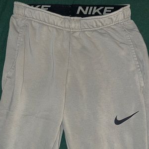 Nike mens jogger sweatpants